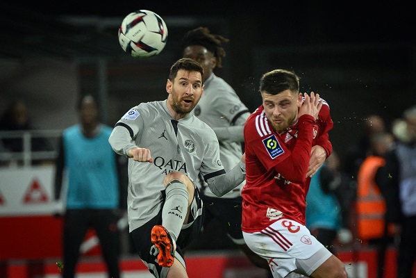 FBL-FRA-LIGUE1-BREST-PSG