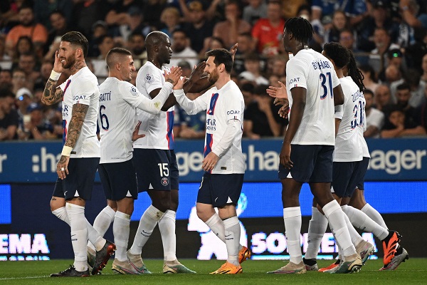 FBL-FRA-LIGUE1-STRASBOURG-PSG