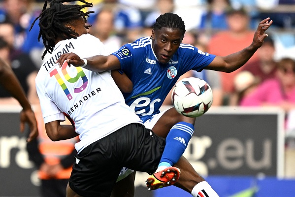 FBL-FRA-LIGUE1-STRASBOURG-NICE