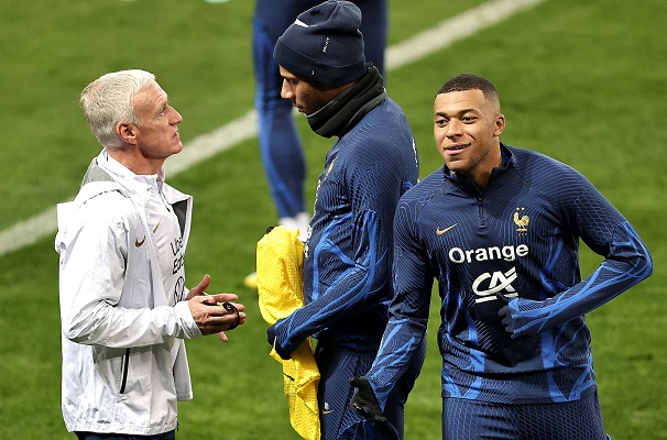 FBL-EURO-2024-QUALIFIER-FRA-TRAINING