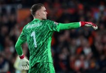 Chelsea apunta a nuevos porteros: Verbruggen y Roefs en la agenda de verano