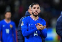 «No me fijo en las estadísticas, se nota en mi juego. Soy un futbolista de la vieja escuela», Rayan Cherki habló de sus objetivos