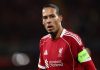 Van Dijk, más creador que los mediocampistas rivales
