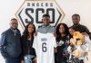 Isaac Sadila, pretendido por cinco clubes franceses, firma con el Angers