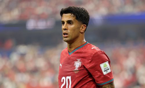 João Cancelo presiona al Al-Hilal para regresar al Barcelona