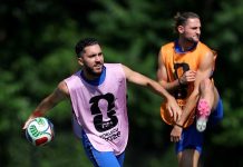 Rayan Cherki agradece el apoyo de los aficionados franceses tras la eliminación del Mundial