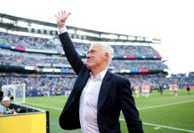 Deschamps critica el juego duro paraguayo tras un partido tenso: “No quiero perder a un jugador”