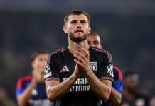 Tanner Tessmann, en la puerta de salida del Lyon: Brentford e Ipswich preguntan por él