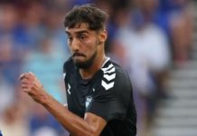 Nantes cambia de objetivo y se aleja de Yanis Zouaoui