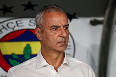 Ismail Kartal dimite como entrenador del Fenerbahçe tras el empate ante la Roma