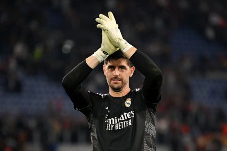 Diego López debuta como entrenador de Courtois en el Bernabéu